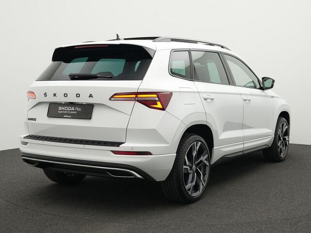 Skoda Karoq 1.5 TSI ACT 150 pk DSG Sportline Business | Panoramadak | Trekhaak | Standkachel | Leder | Navigatie Columbus | Geheugenstoelen | Adaptief onderstel