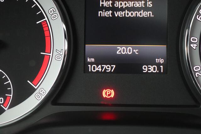 Skoda Karoq 1.5 TSI ACT Style Business | Panoramadak | NL Auto | Stoelverwarming |
