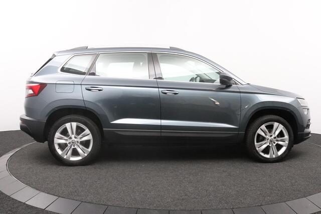 Skoda Karoq 1.5 TSI ACT Style Business | Panoramadak | NL Auto | Stoelverwarming |