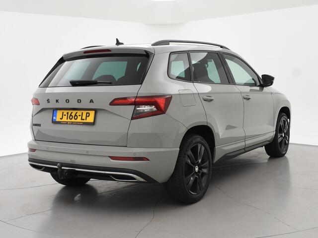 Skoda Karoq 1.5 TSI ACT 150 PK DSG AUT. SPORTLINE STEEL GREY + VIRTUAL COCKPIT | TREKHAAK | CAMERA | ADAPTIVE CRUISE