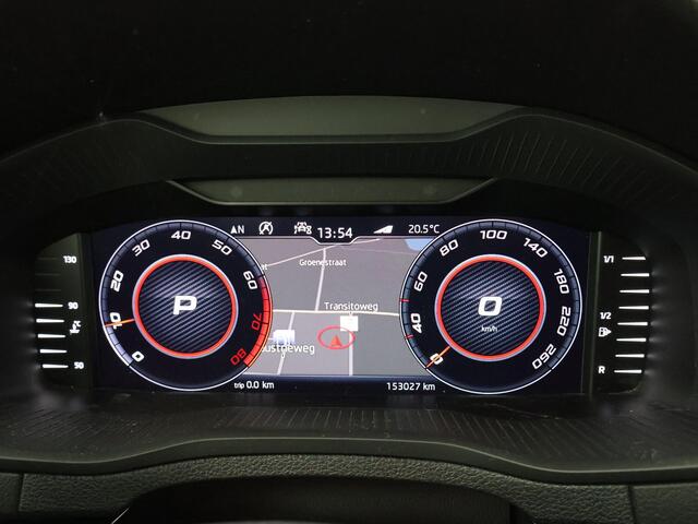 Skoda Karoq 1.5 TSI ACT 150 PK DSG AUT. SPORTLINE STEEL GREY + VIRTUAL COCKPIT | TREKHAAK | CAMERA | ADAPTIVE CRUISE