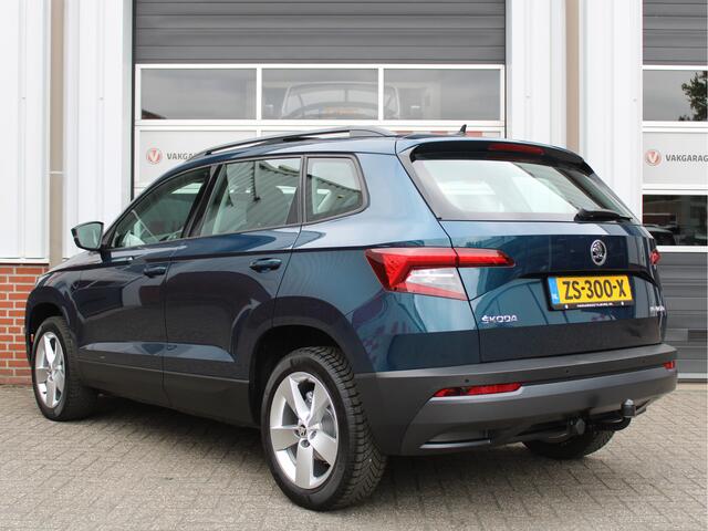 Skoda Karoq 1.0 TSI 116PK Automaat Ambition Business /NAVI/Panoramadak/Trekhaak/Stoelverwarming/ACC/PDC/Apple carplay/DAB+/NAP!