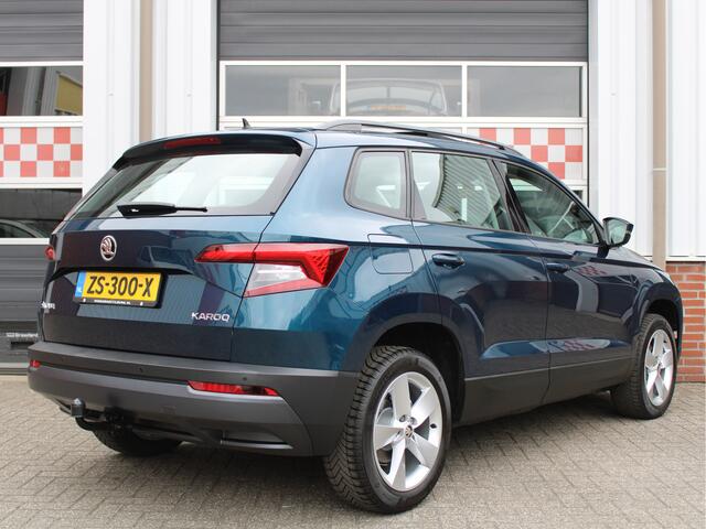 Skoda Karoq 1.0 TSI 116PK Automaat Ambition Business /NAVI/Panoramadak/Trekhaak/Stoelverwarming/ACC/PDC/Apple carplay/DAB+/NAP!