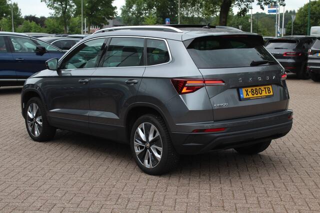 Skoda Karoq 1.5 TSI ACT Business Edition Plus / Trekhaak / Panoramadak / Navigatie / 17'' / Keyless / Virtual Cockpit / DAB / ACC / Full LED Koplampen