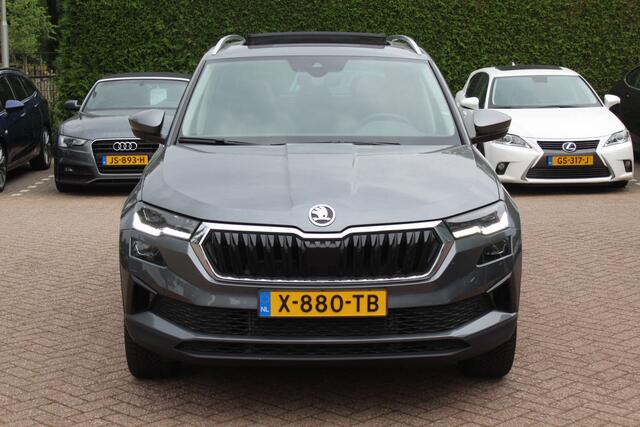 Skoda Karoq 1.5 TSI ACT Business Edition Plus / Trekhaak / Panoramadak / Navigatie / 17'' / Keyless / Virtual Cockpit / DAB / ACC / Full LED Koplampen
