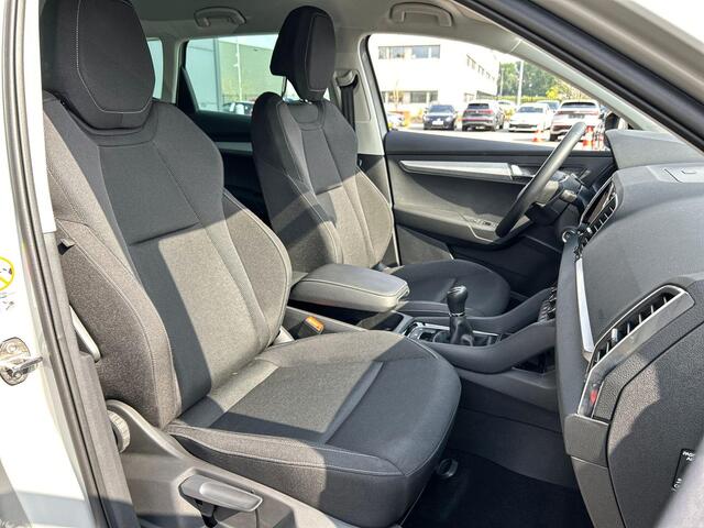 Skoda Karoq 1.0 TSI Business Edition 110 pk | Navigatie | Parkeersensoren | Achteruitrijcamera | LED koplampen | Apple Carplay/Android Auto |
