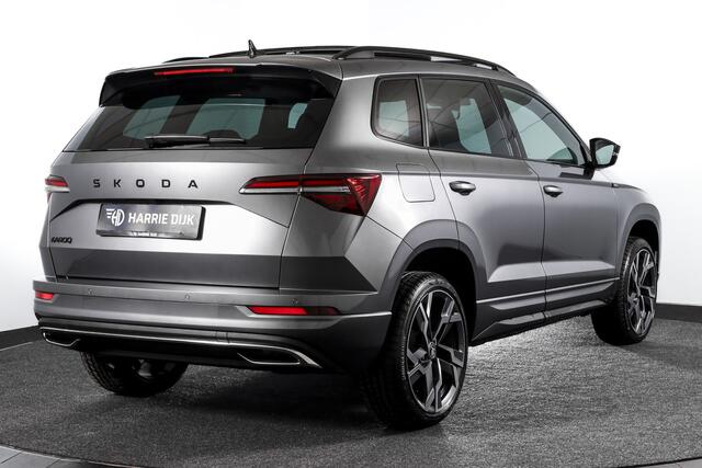 Skoda Karoq 1.5 TSI 150 PK ACT Sportline Business - Automaat | S/K-Panodak | Columbus pakket | Dig. Cockpit | Adapt. Cruise | Elek. Klep | Stuur-+Stoelverw. | Camera | NAV+App. Connect | ECC | LED | LM 19" | 3545