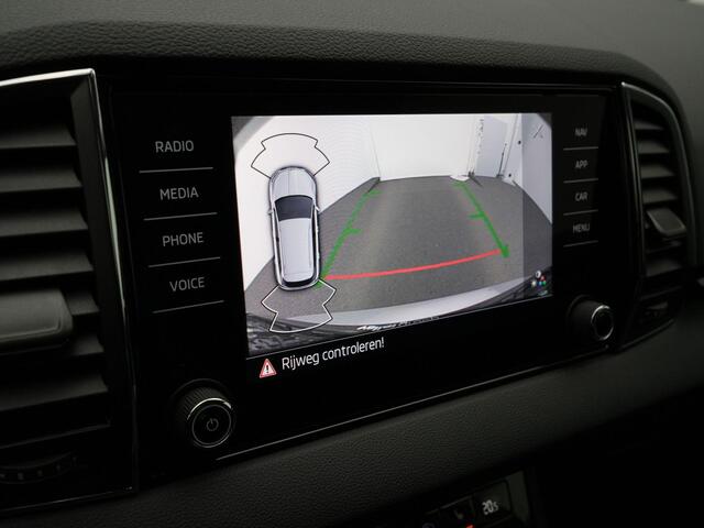 Skoda Karoq 1.5 TSI 150 pk DSG ACT Business Edition | LED Koplampen | Trekhaak | Cruise Control | Stoel-/stuurverwarming | 18 inch