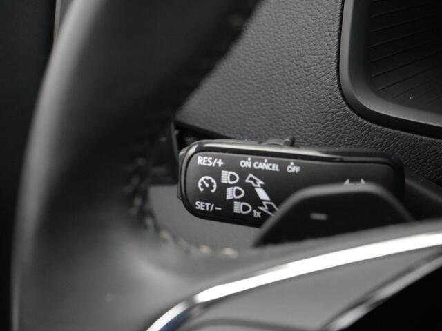 Skoda Karoq 1.5 TSI 150 pk DSG ACT Business Edition | LED Koplampen | Trekhaak | Cruise Control | Stoel-/stuurverwarming | 18 inch