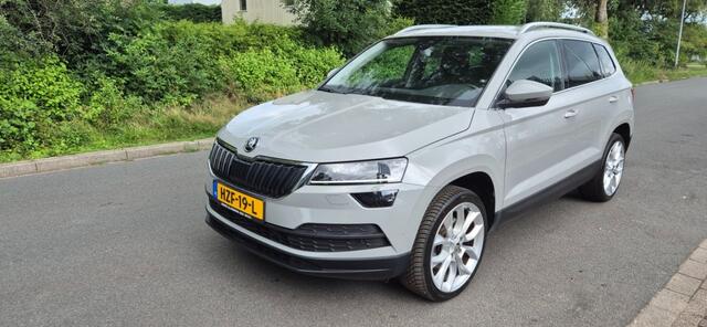 Skoda Karoq 1.5 TSI ACT Sportline Automaat*stoel*stuur verw*cruise *navi