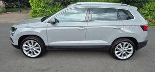 skoda-karoq-1.5-tsi-act-sportline-a