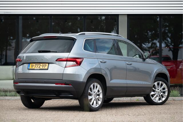 Skoda Karoq 1.0 TSI Style | Navi | Camera | Elek. Trekhaak | Adapt. Cruise | Stoelverw. | Keyless | 4season