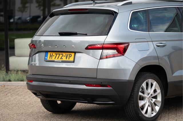 Skoda Karoq 1.0 TSI Style | Navi | Camera | Elek. Trekhaak | Adapt. Cruise | Stoelverw. | Keyless | 4season