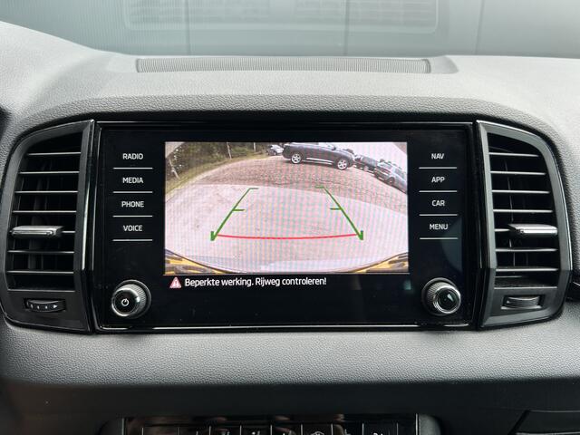Skoda Karoq 1.5 TSI ACT Sportline VIRTUAL COCKPIT ADAPT CRUISE CAMERA CANTON AUDIO LED NAVI ECC