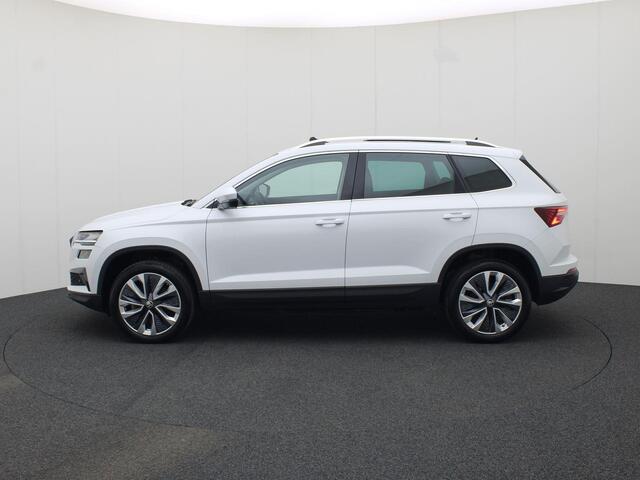 Skoda Karoq 1.5 TSI 150pk DSG ACT Business Edition · Panoramadak · Parkeersensoren + Camera · App-Connect · Garantie t/m 25-03-2028 of 60.000km