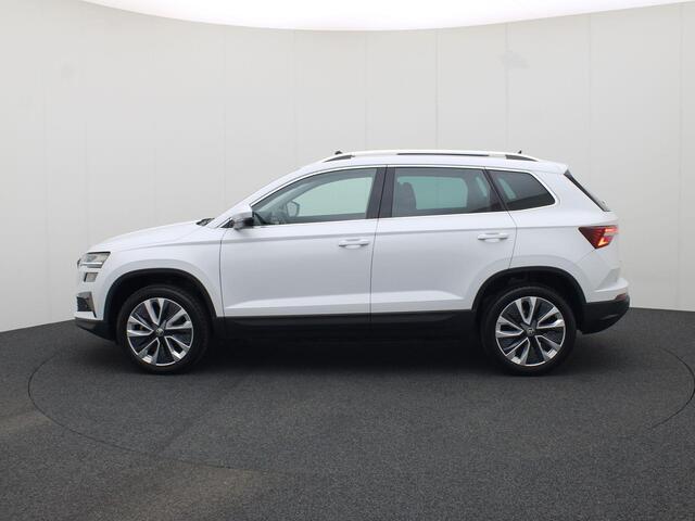Skoda Karoq 1.5 TSI 150pk DSG ACT Business Edition · Panoramadak · Parkeersensoren + Camera · App-Connect · Garantie t/m 25-03-2028 of 60.000km