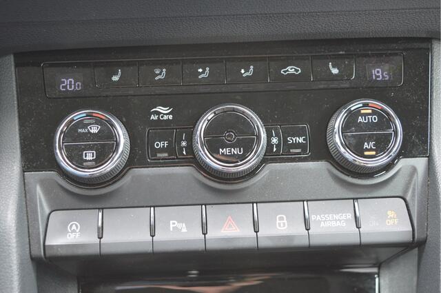 Skoda Karoq 1.5 TSI Autom. Style Busn. Nap / Canton audio / Apple,android / Led kopl. / Clima