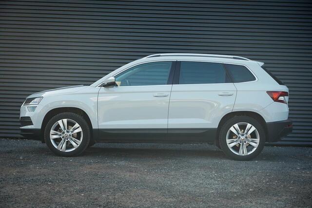 Skoda Karoq 1.5 TSI ACT Style Business / Pano / Trekhaak / Adaptive Cruise