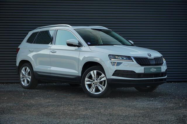 Skoda Karoq 1.5 TSI ACT Style Business / Pano / Trekhaak / Adaptive Cruise