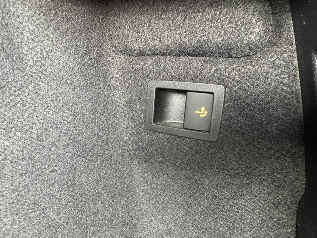 Skoda Karoq 1.0 TSI DSG7 Style Business Keyless / Carplay /Trekhaak