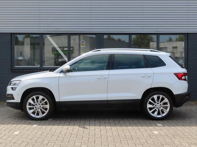 Skoda Karoq 1.5 TSI ACT Style DSG | Leder | trekhaak | camera | Pano dak | stoel + stuurwielverwarming | elektrisch verstelbare stoel met geheugen
