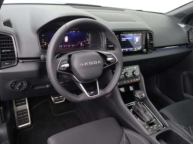 Skoda Karoq 1.5 TSI 150 PK Sportline Business DSG | Automaat | Navigatie | Panoramadak | Skoda Sound | 19" Lichtmetalen velgen |
