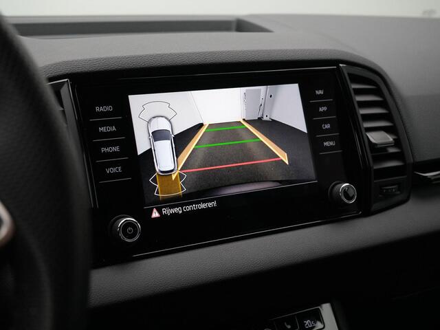 Skoda Karoq 1.5 TSI ACT 150 pk DSG Sportline Business | Panoramadak | Leder | Geheugenstoelen | Adaptief onderstel | Matrix LED | Stuur-/achterbankverwarming