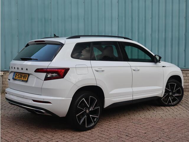 Skoda Karoq 1.5 TSI DSG 150PK ACT Sportline | NAVI | CAMERA | TREKHAAK | CLIMA | STOELVERW. |