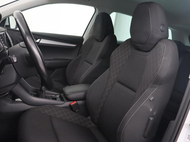 Skoda Karoq 1.0 TSI Clever Edition | Apple Carplay | Navigatie | Cruisecontrol | LED |