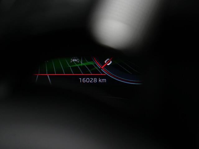 Skoda Karoq 1.5 TSI 150 pk DSG Sportline Business | Panoramadak | Matrix LED | Stuur-/stoelverwarming | Achteruitrijcamera