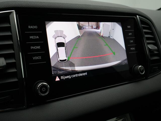 Skoda Karoq 1.5 TSI ACT 150 pk DSG Sportline Business | LED koplampen | Achteruitrijcamera | Adaptive Cruise | 18 inch