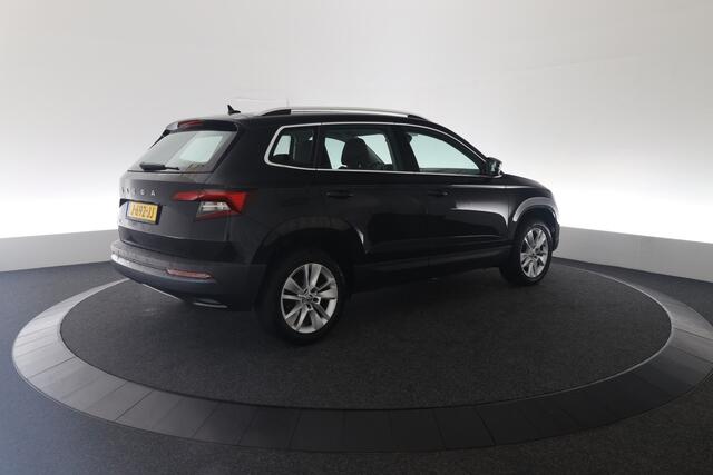 Skoda Karoq 1.5 TSI ACT Business Edition Plus | Pano | Sportstuur