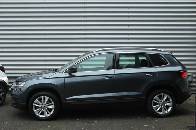 Skoda Karoq 1.5 TSI ACT 150pk Business Edition Plus NL-Auto NAP Clima Cruise Navi Camera Canton El. Klep 17"LMV