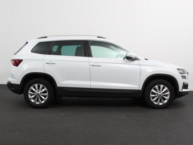 Skoda Karoq 1.5 TSI 150pk DSG Ambition | Navigatie | Apple Carpla/Android Auto | Camera | Climate Control | Adaptive Cruise control | Lichtmetalen Velgen