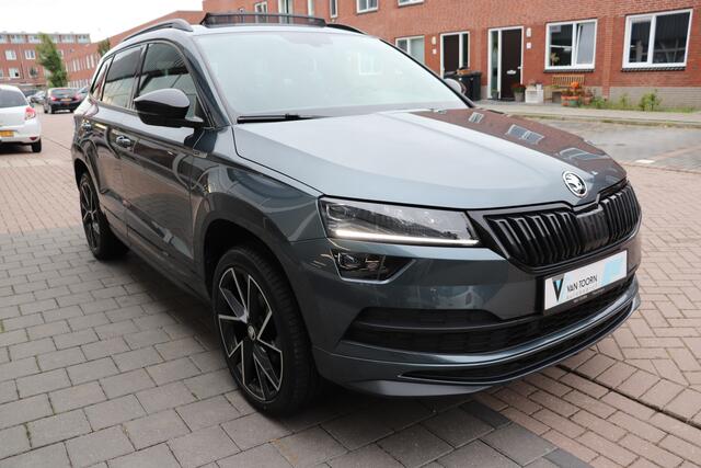 Skoda Karoq 1.5 TSI ACT Sportline Business Automaat. Panoramadak