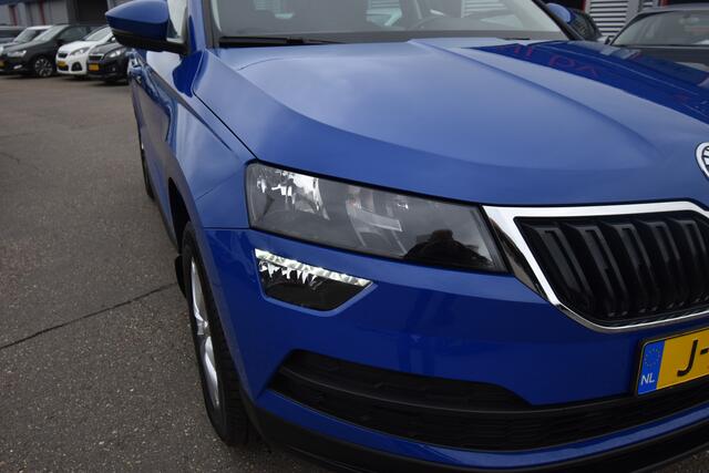 Skoda Karoq 1.5 TSI ACT Ambition , AIRCO , NAVI , CR CONTR , PDC A , BL TOOTH ,