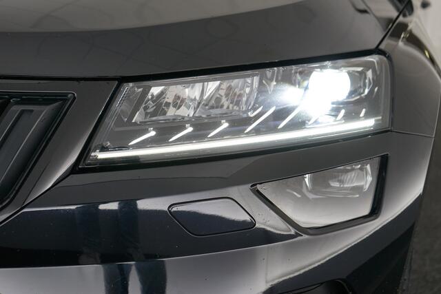 Skoda Karoq 1.5 TSI ACT Sportline Business | Trekhaak | ACC | Stoelverwarming