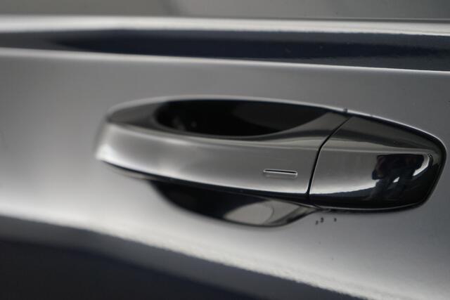 Skoda Karoq 1.5 TSI ACT Sportline Business | Trekhaak | ACC | Stoelverwarming