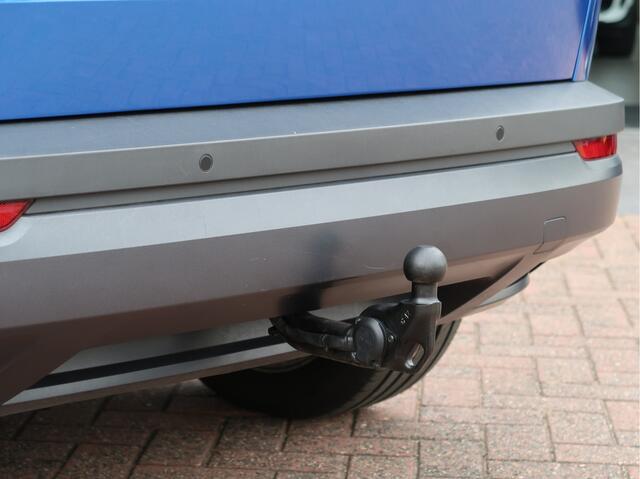 Skoda Karoq 1.0 TSI Business Edition Plus | panorama | trekhaak |