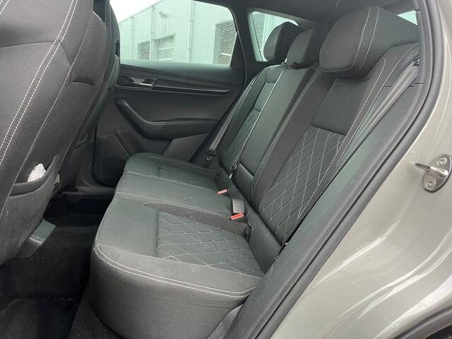 Skoda Karoq 1.5 TSI ACT Sportline Business | Nieuw Binnen! | Automaat | Camera | Stoelverwarming