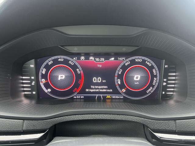 Skoda Karoq 1.5 TSI ACT Sportline Business | Nieuw Binnen! | Automaat | Camera | Stoelverwarming