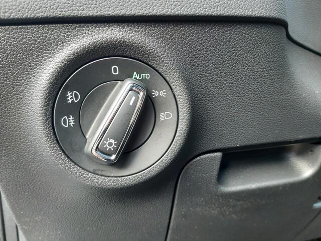 Skoda Karoq 1.5TSi 150pk DSG Style Business Airco Adap.cruise-control Navigatie Bluetooth