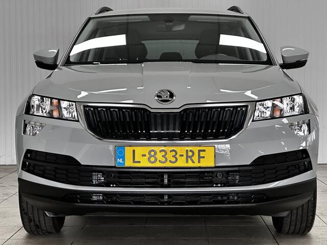 Skoda Karoq 1.0 TSI Business Edition/ LED Dagrijverl./ DAB+/ 16''LMV/ Keyless GO Apple+Android/ Clima/ Navi/ Cruise/ Bluetooth/ Multi.LEDER.Stuur/ Elek.Pakket/ Isofix/ PDC V+A.