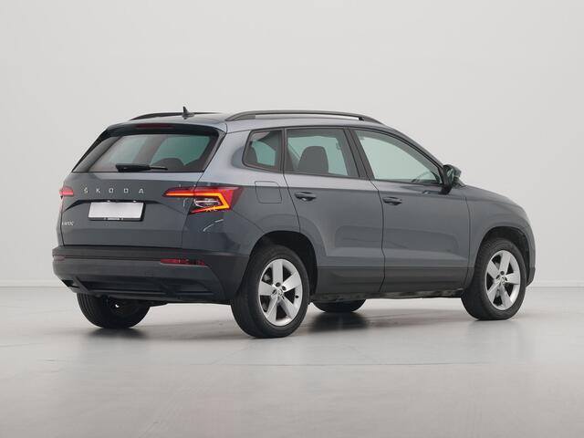 Skoda Karoq 1.5 TSI ACT 150pk DSG Clima Navigatie Camera Keyles Privacy glas PDC 164