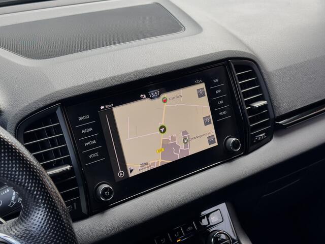 Skoda Karoq 1.5 TSI ACT AUT7 SPORTLINE NAVI CAMERA DIGI-DASH APPLE-CARPLAY LED LMV PDC