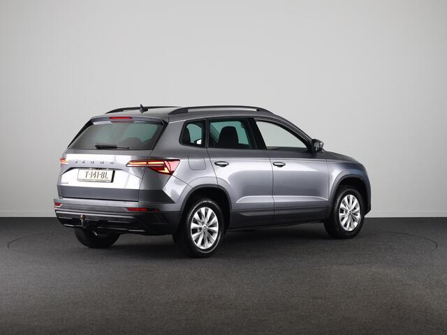 Skoda Karoq 1.0 TSI Business Edition 110pk | Camera | PDC v+a | Navigatie | Electr.achterklep | Trekhaak wegklapbaar |