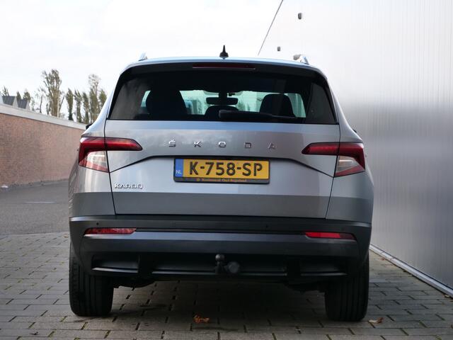 Skoda Karoq 1.5 TSI ACT Business Edition 150 Pk Automaat Navigatie / DAB / Apple Carplay / Trekhaak / Camera