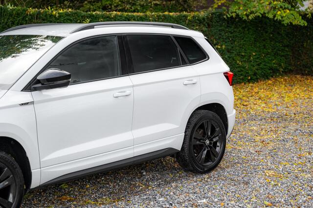 Skoda Karoq 1.5 TSI ACT Sportline Aut. 150pk | el. Trekhaak | ACC | Canton Soundsystem |