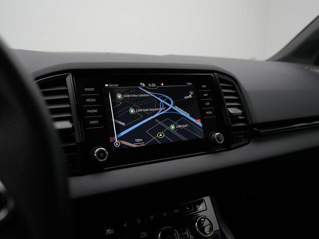 Skoda Karoq 1.5 TSI ACT 150 pk DSG Sportline Business | Panoramadak | Matrix LED | Stuur-/stoelverwarming | Achteruitrijcamera