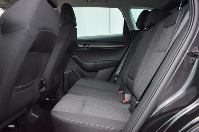 Skoda Karoq 1.5 TSi Business Edition LED | Sportstoelen | Carplay | Keyless | Camera | 17 Inch LMV